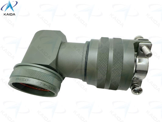 Connessione di accoppiamento a rotazione per angolo e profilo di 90° Conchiglia con rivestimento in cadmio verde oliva M85049/79-21W07