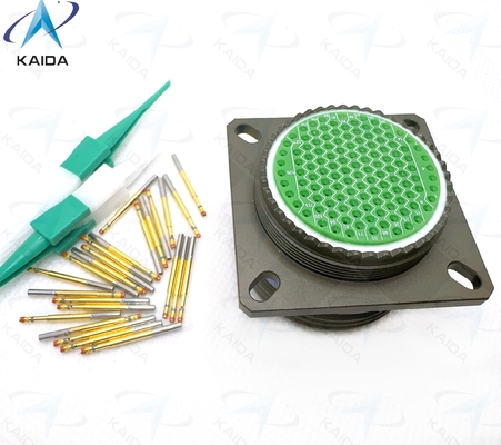 Valore nominale di tensione 500V MIL-DTL-38999 Serie Ⅲ Finitura contatti oro per prestazioni. Guscio composito verde oliva cadmio. D38999/20MJJ35SN 128 Pin femmina
