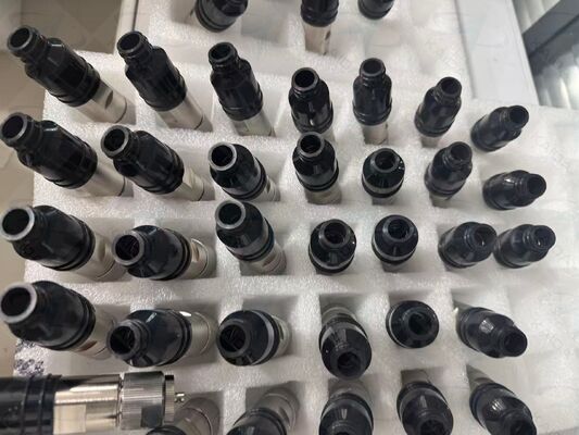 Connettore elettrico circolare con genere PP, ideale per ambienti industriali difficili, garantendo connessioni elettriche stabili. YS3-4TK