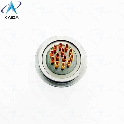 Connettore ermetico MIL-DTL-38999 Serie II. Acciaio inossidabile passivato con placcatura in nichel. MS27478Y10N35PN.